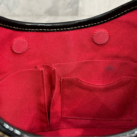 Eric Javits Shenia Black Woven Patent Leather Detail Bag - Picture 12 of 16